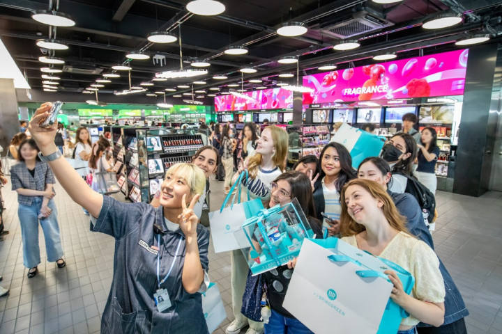 CJ Olive Young launched its “Store Docent Tour” experience for overseas travelers as part of the “2024 Korea Beauty Festival” Month