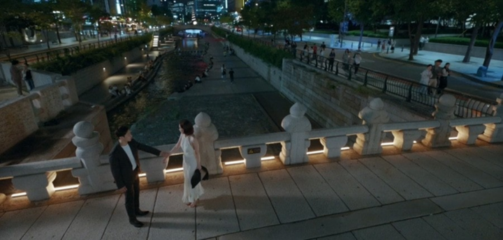 Scene of Cheonggyecheon Stream from “Marry my Husband”