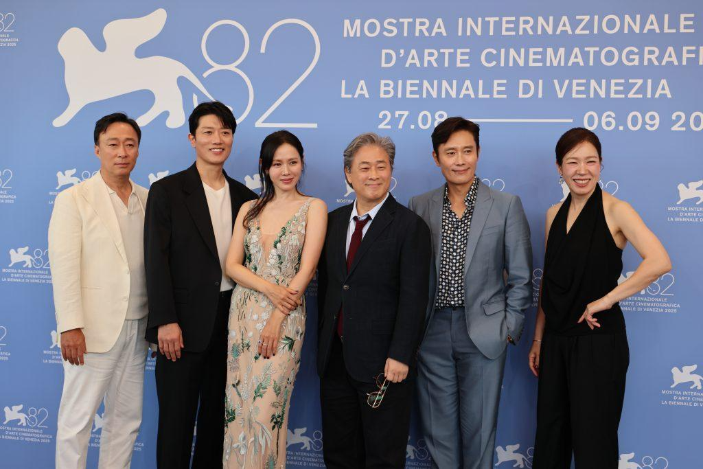Park Chan-wook and main cast of “No Other Choice” at the Venice International Film Festival
