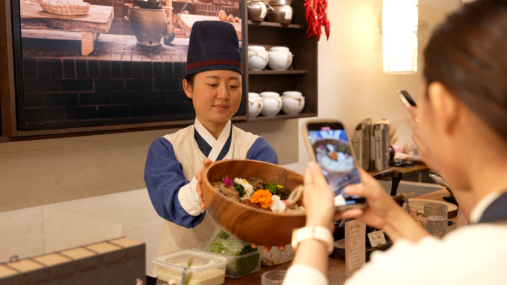 CJ Newsroom Bon Appetit Your Majesty Cuisine K Pop Up