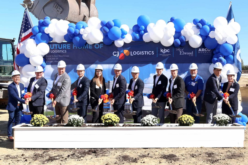 CJ Logistics America executives commence construction of new logistics center in Elwood, Illinois