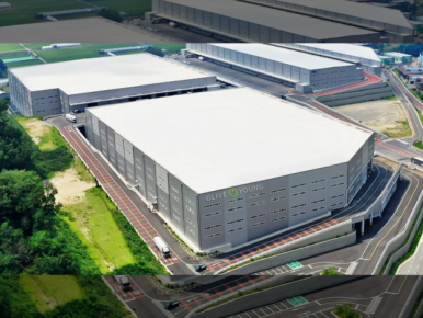 Olive Young’s New Logistics Hub Boosts K-Beauty Abroad