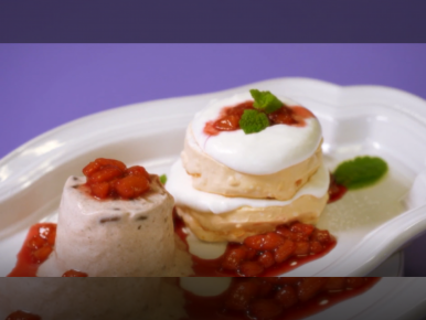 Sweet Fusion: Red Bean Pavlova Delight