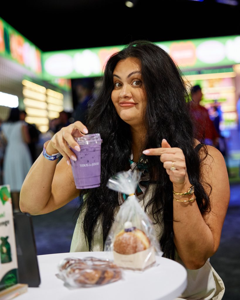 Tournament goers sample exciting Korean flavors while enjoying the relaxed atmosphere at THE CJ CUP.