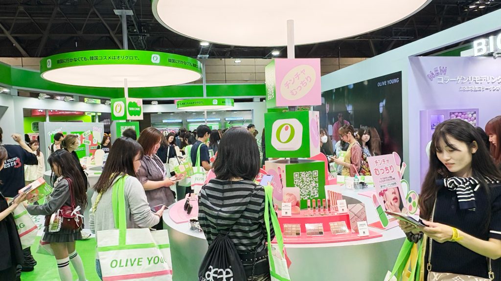 CJ and OLIVE YOUNG booths at KCON JAPAN 2026 showcase K-beauty and lifestyle trends