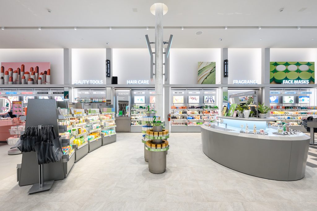Interior view of OLIVE YOUNG Pasadena