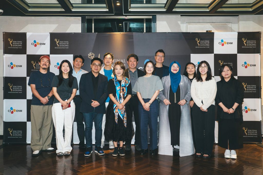 Participants in the 2026 International Emmy Awards Semi-Final Round of Judging pose for a group photo in Seoul.
