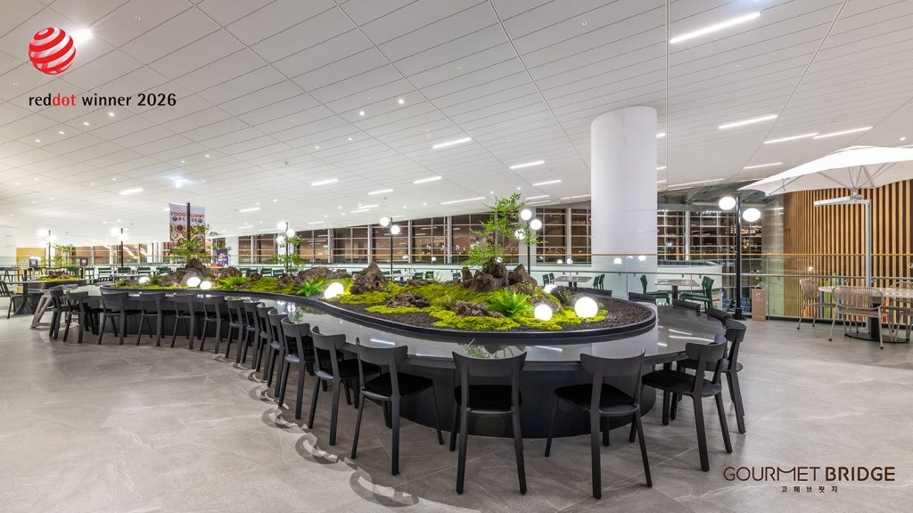 Dining area inside CJ Freshway's Gourmet Bridge food court at Incheon International Airport.