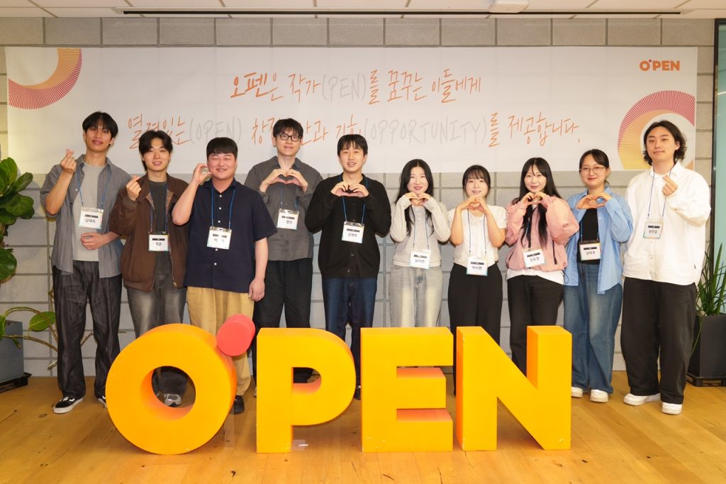 Members of the O’PEN Storyteller 10th cohort pose together at the O’PEN Center in Seoul.